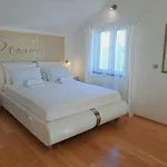 Ana Zaboric, 50 M Od Sljuncane Plaze * Zaboric