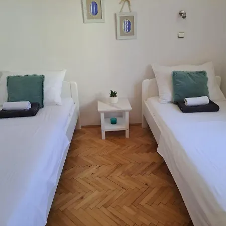 Ana Zaboric, 50 M Od Sljuncane Plaze Zaboric