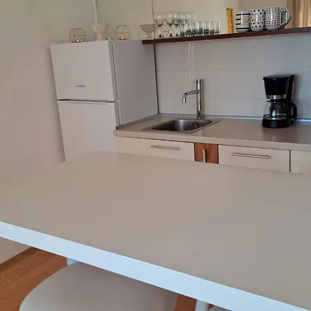 Διαμέρισμα Ana Zaboric, 50 M Od Sljuncane Plaze *