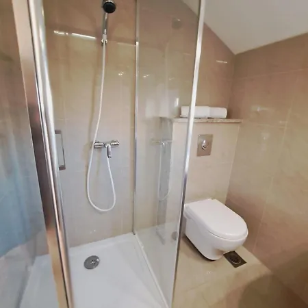 Ana Zaboric, 50 M Od Sljuncane Plaze Apartment *